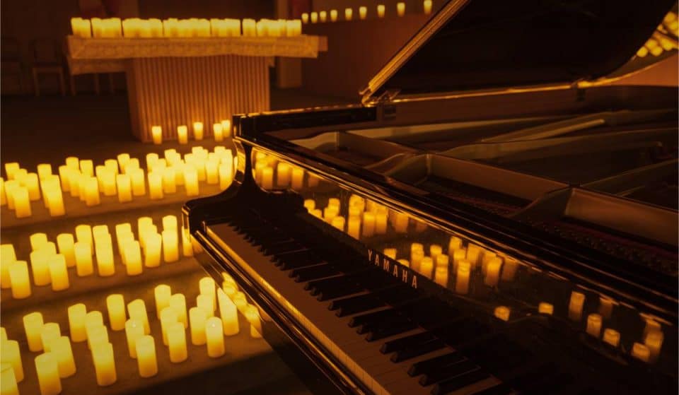 Enjoy Houston’s Stunning Tribute To Coldplay Created By The Gentle Glow Of Candlelight