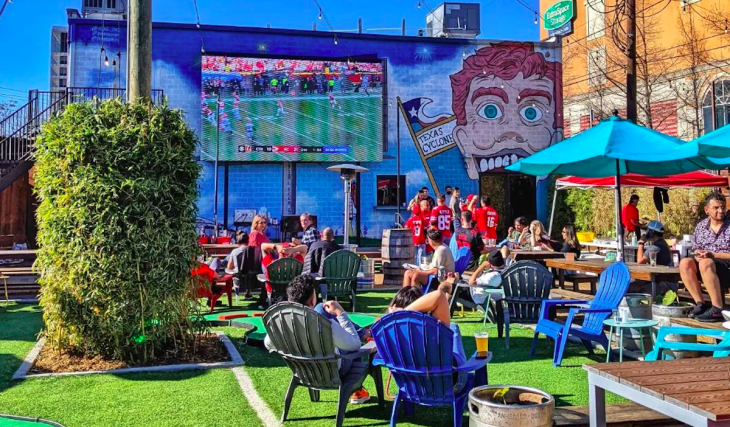 11 Of The Best Sports Bars In Houston