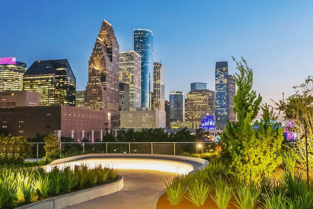 Post Houston’s First Rooftop Farmers Market Takes Place Today