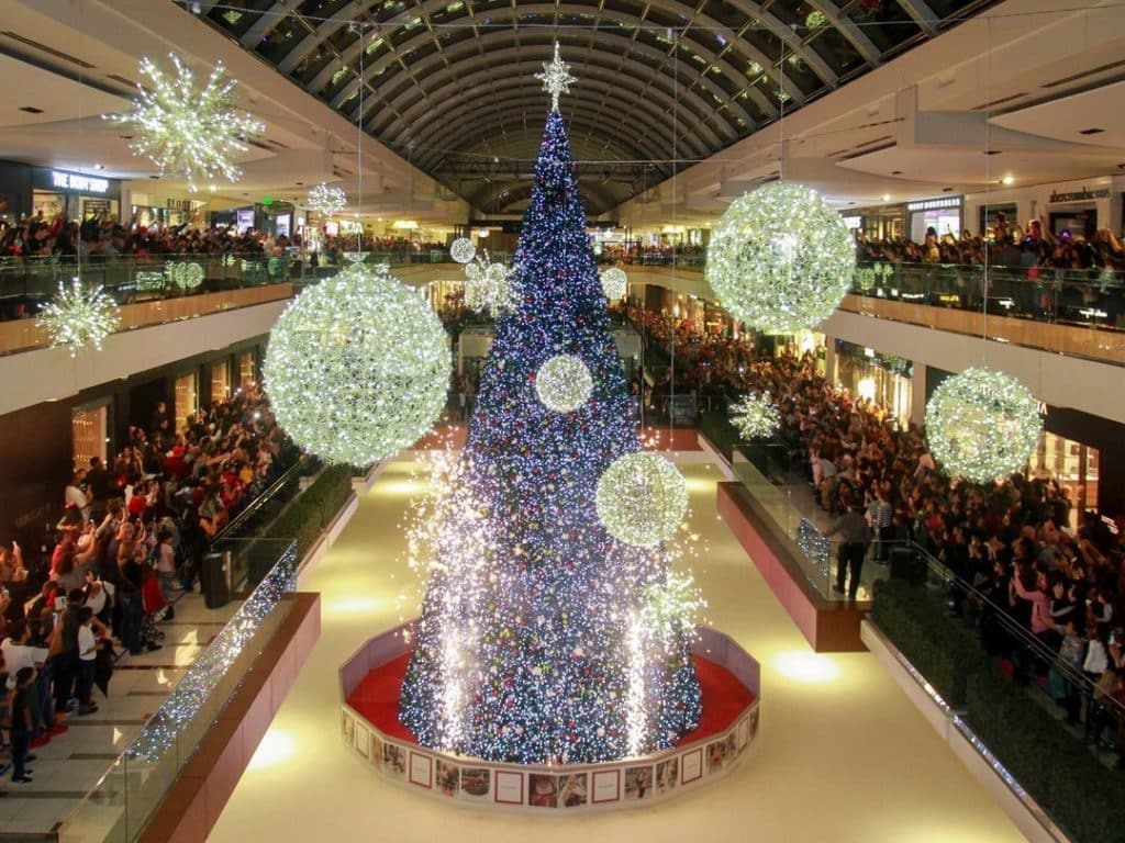 The Galleria Hosting 34th Annual Christmas Tree Lighting This Weekend