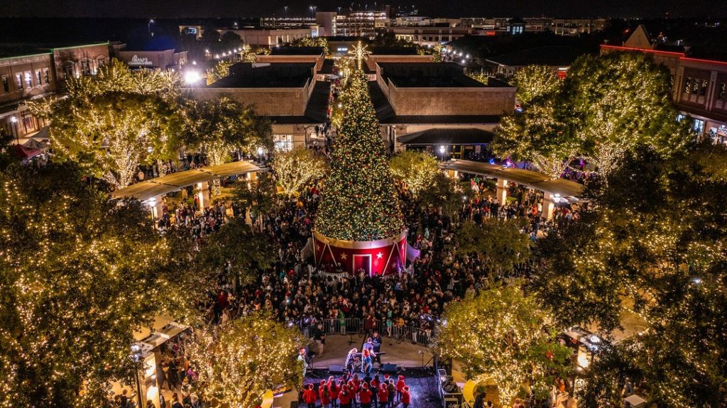 The Woodlands Market Street Annual Tree Lighting